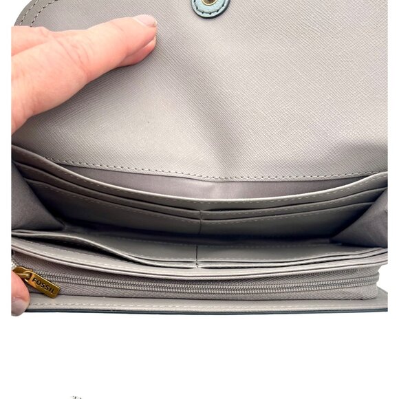 Fossil Cleo Leather Clutch Wallet Light Blue & Navy Leather Two-Tone - Picture 5 of 9
